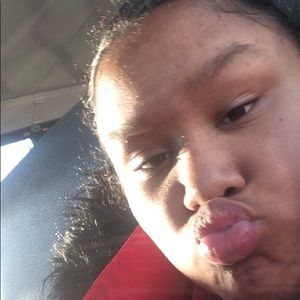 Meet your Posher, Queen